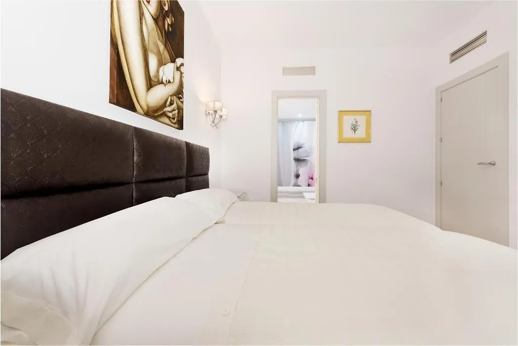 Apartamento En Puerto Marina B32 Benalmadena 0*,  Spain